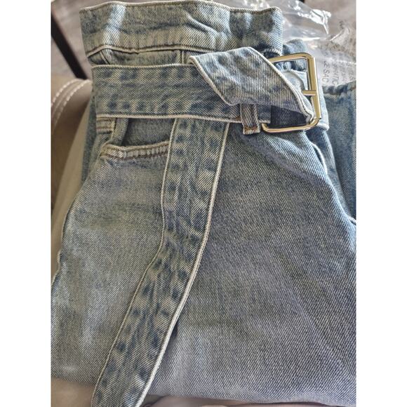 NWT AGOLDE Retro Ultra High-Rise Denim Shorts - 26 waist - Picture 7 of 10